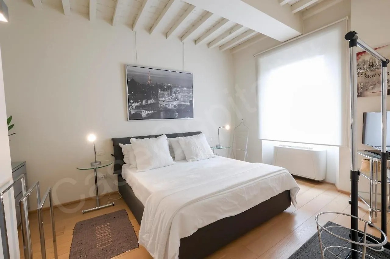 Caseospitali - Maison Dolcevita Elegante Bilocale A Due Passi Dall'Arno Φλωρεντία