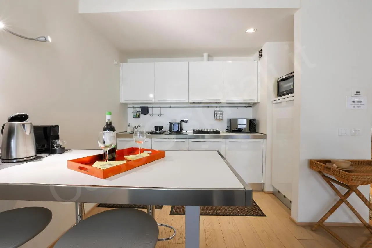 Caseospitali - Maison Dolcevita Elegante Bilocale A Due Passi Dall'Arno Florence Apartment